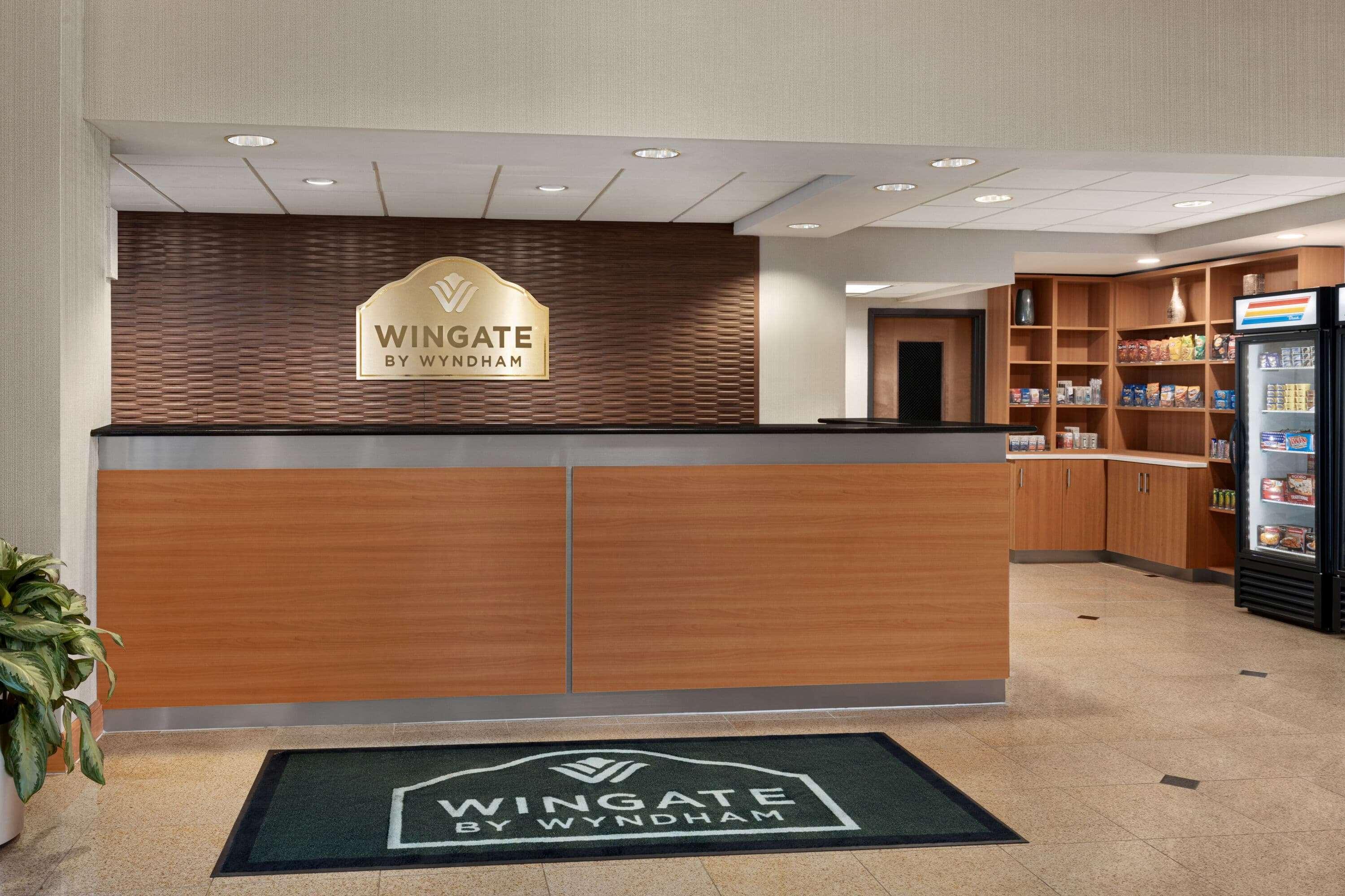 Wingate By Wyndham Wilmington Hotell Exteriör bild
